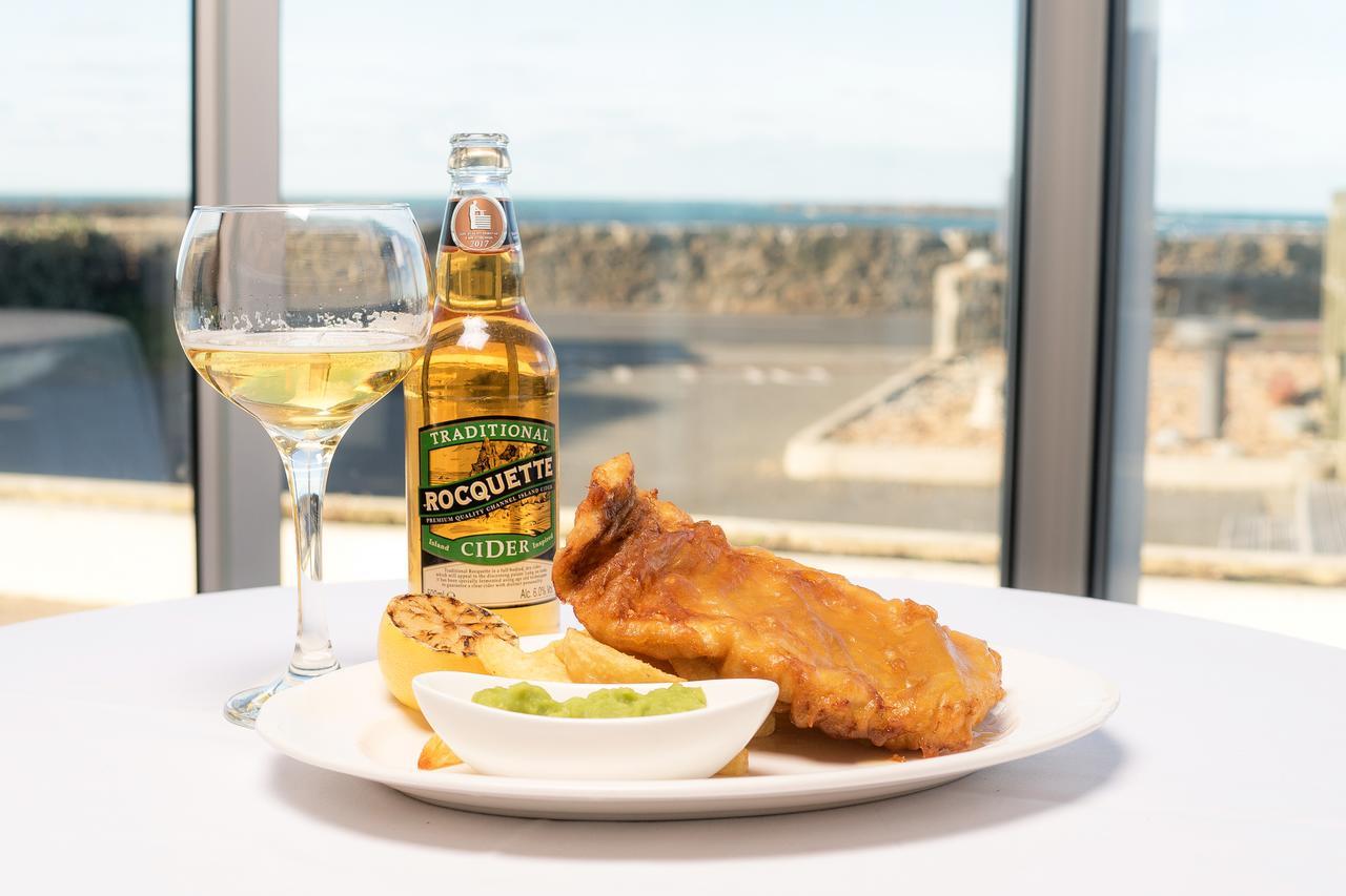 Driftwood Inn Saint Saviour Restaurante foto